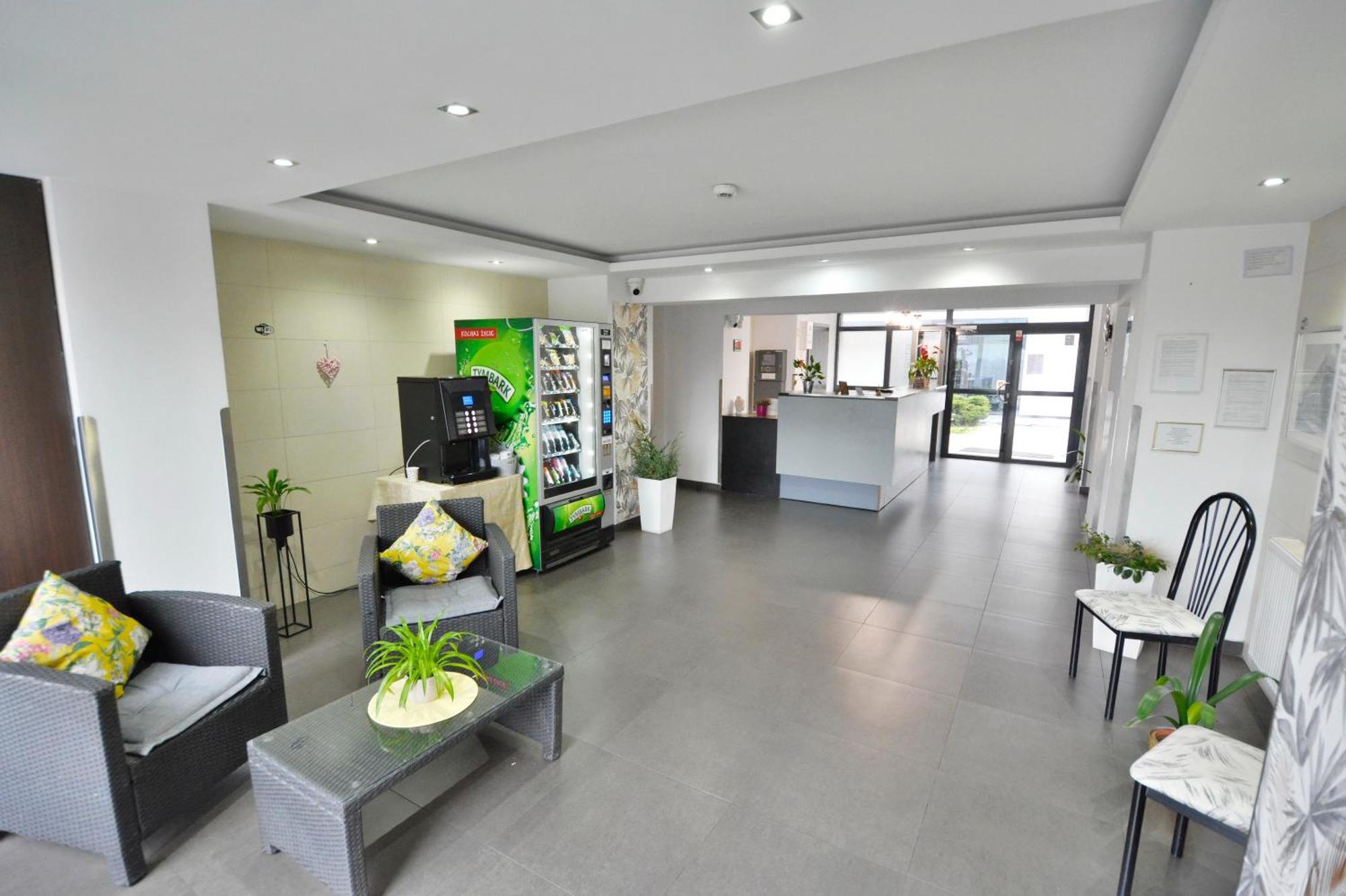 Twoj Hostel Битом Екстериор снимка