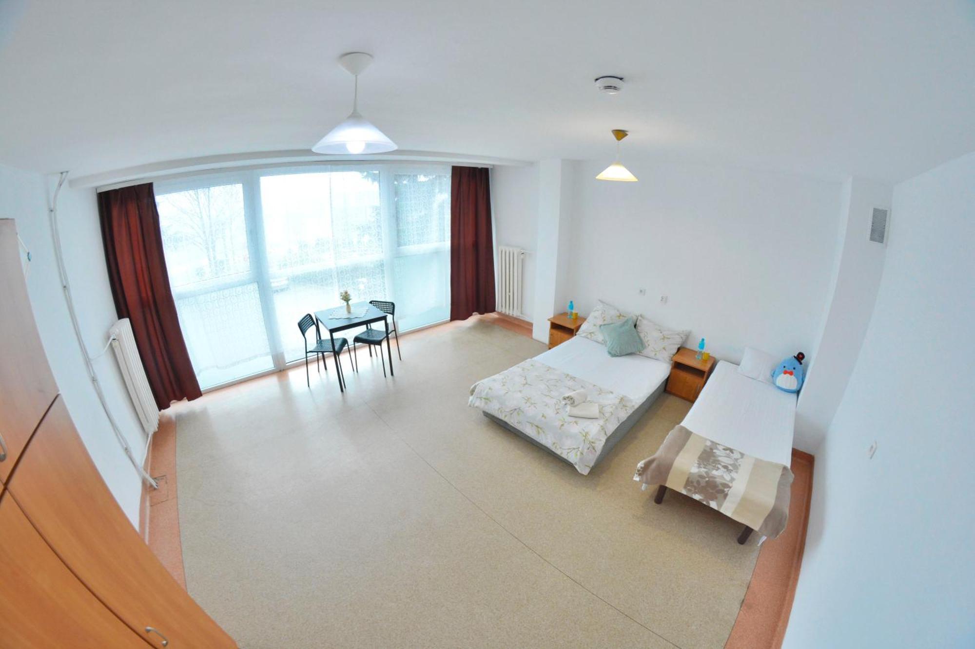 Twoj Hostel Битом Екстериор снимка