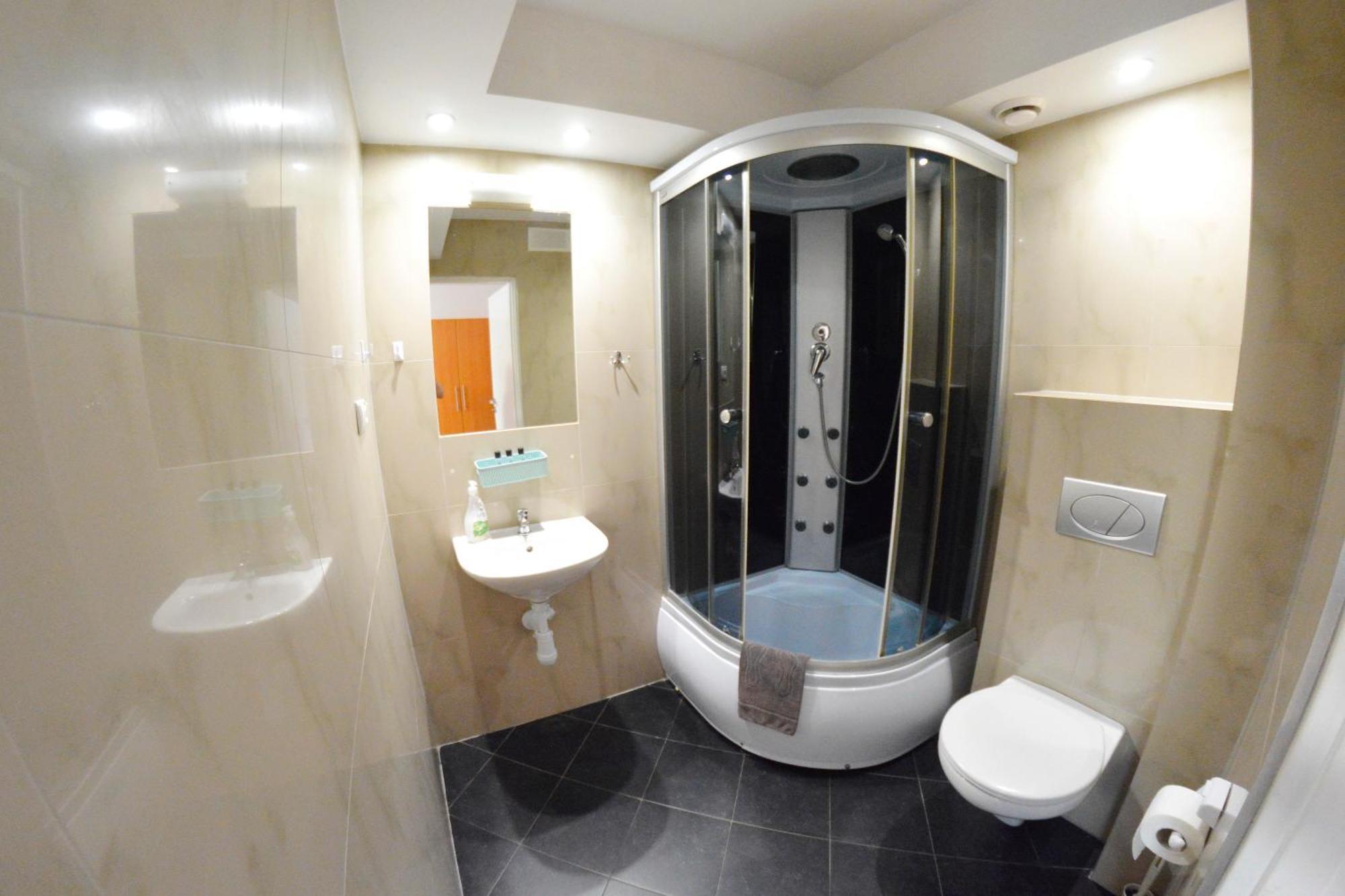 Twoj Hostel Битом Екстериор снимка