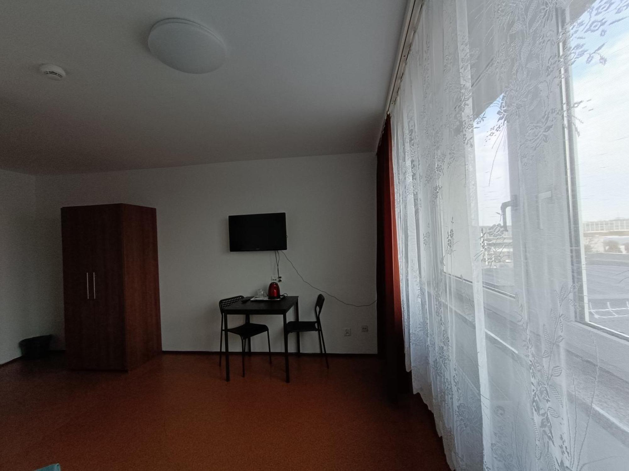 Twoj Hostel Битом Екстериор снимка